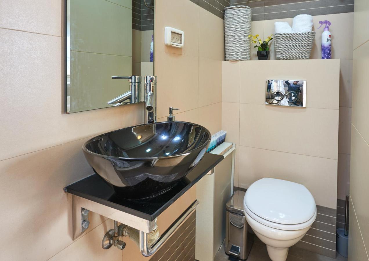 A Designed Apartment In The Best Location! Jerusalem Exteriör bild